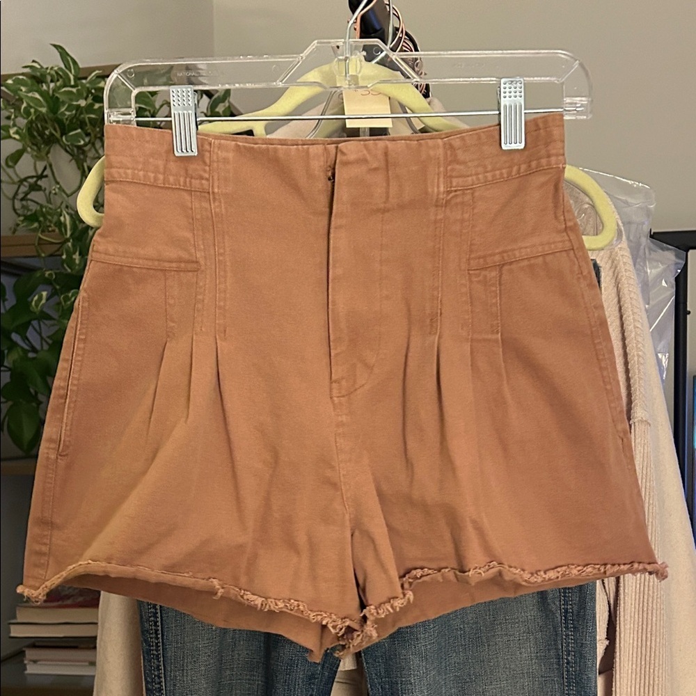 Urban Outfitters Shorts. Size 4. Wide leg. Waist 13.5”, 2.5” inseam.
